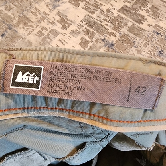 REI green nylon shorts. Men's size 42. 10" inseam - Picture 2 of 15